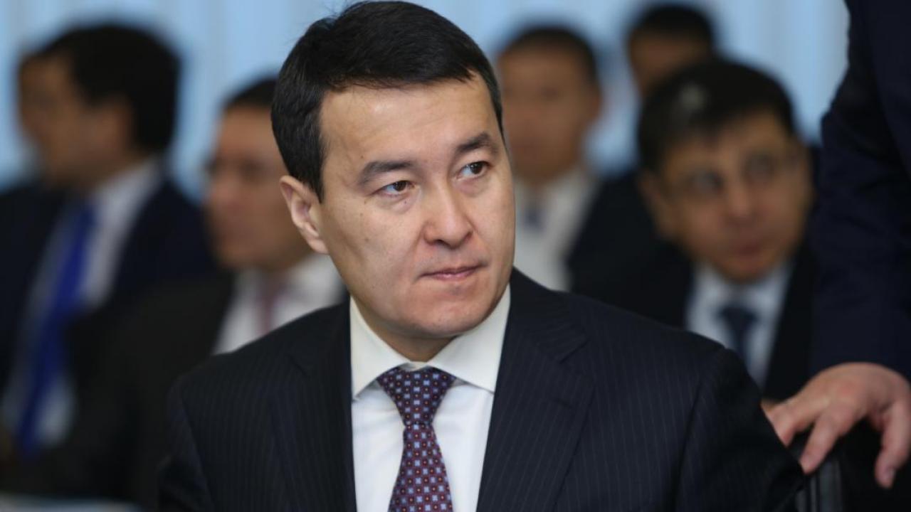 Әлихан Смайылов: Астана атауын өзгерту үшін қазынадан қосымша ақша керек емес