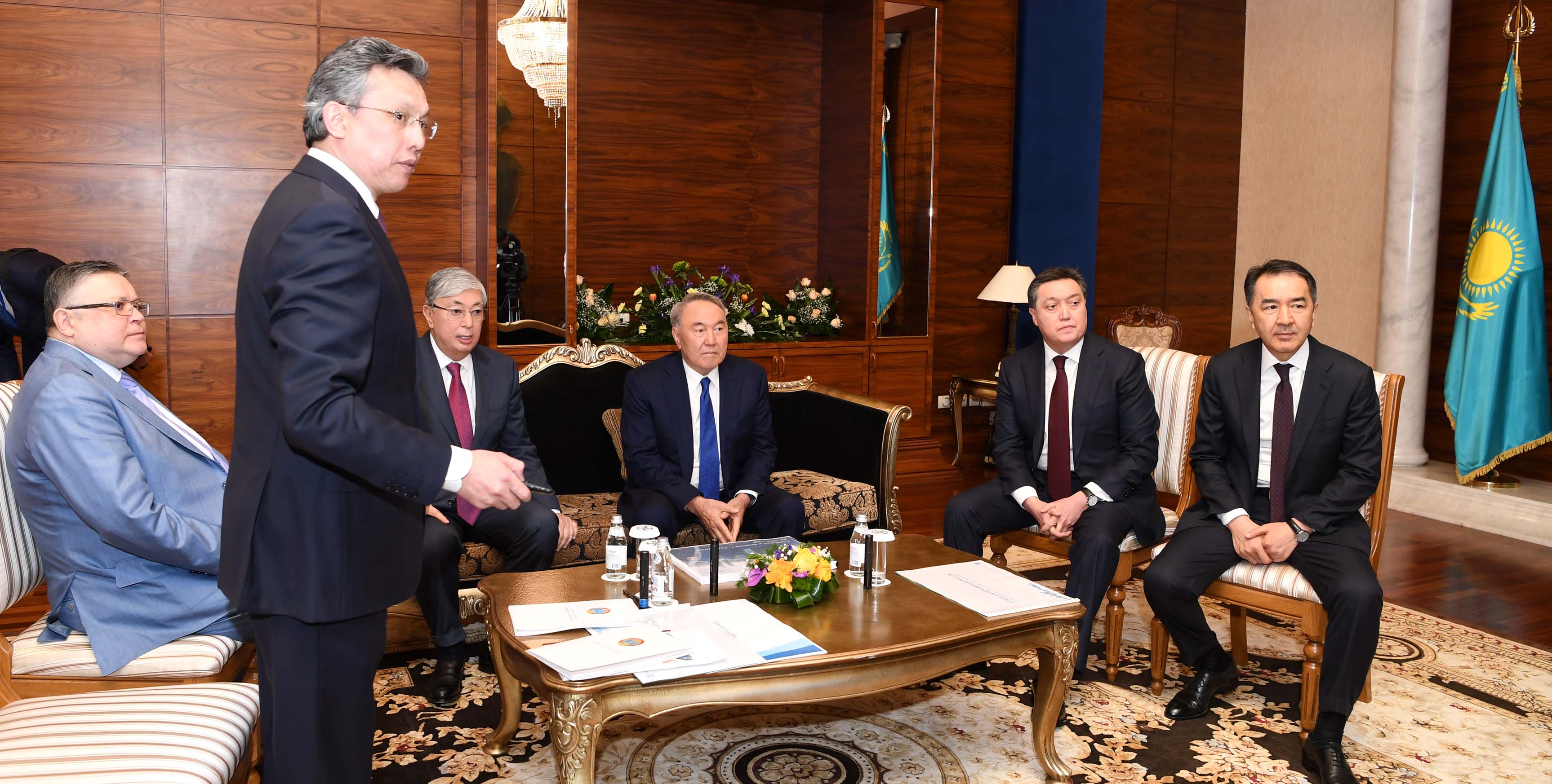 Қазақстанның Тұңғыш Президенті елорданы одан әрі дамыту жоспарымен танысты