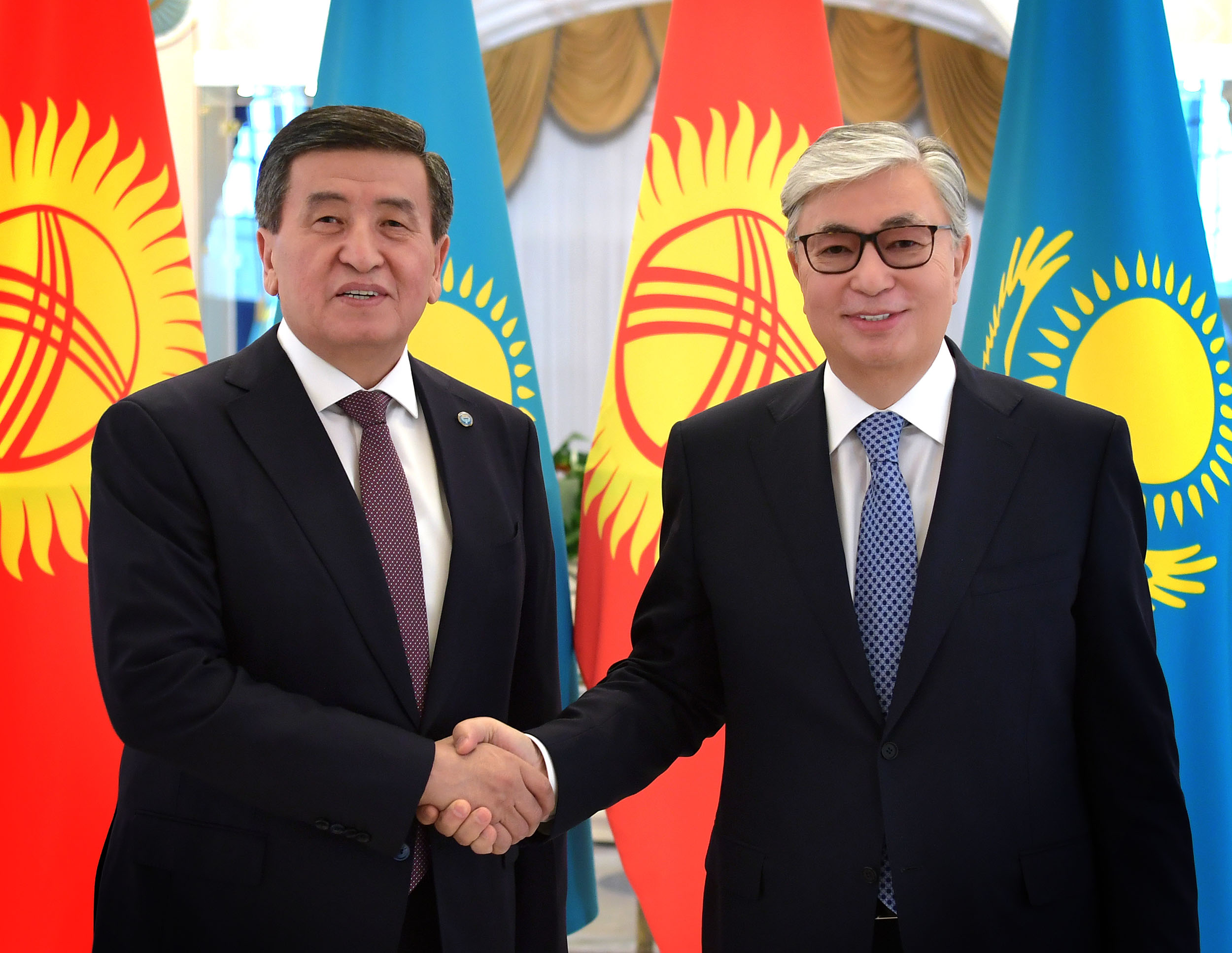 Қасым-Жомарт Тоқаев Қырғызстан Президенті Сооронбай Жээнбековпен кездесті