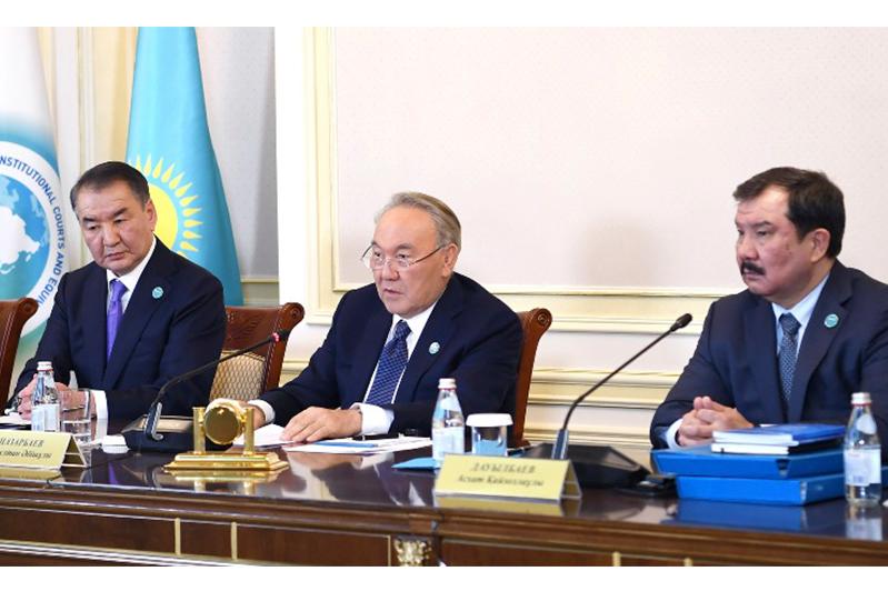 Нұрсұлтан Назарбаев Конституциялық Кеңестің отырысына қатысты