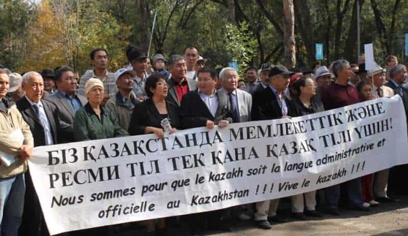 В Казахстане должен быть главным межнациональным языком Казахский -  Гани Стамбеков