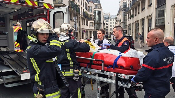 Париждегі терактіден қаза тапқандар саны 150 адамға жетті (фото, видео)