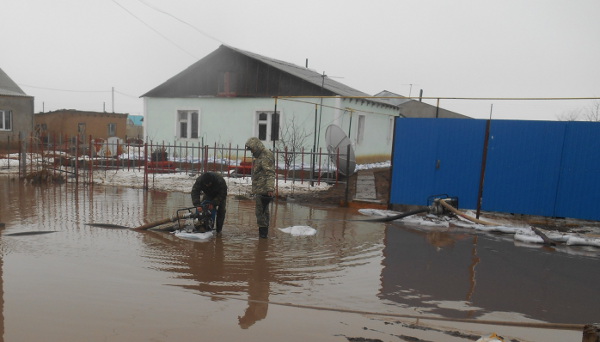 Қарағанды облысында тасқын су үйлерді қиратты