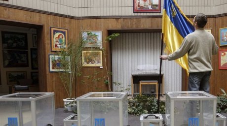 Украина президенті тағына 24 адам таласуға дайын